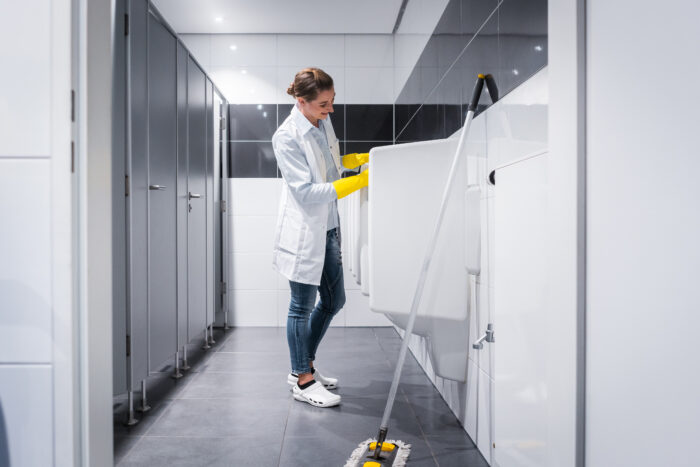 How Long Does It Take To Clean A Commercial Bathroom?